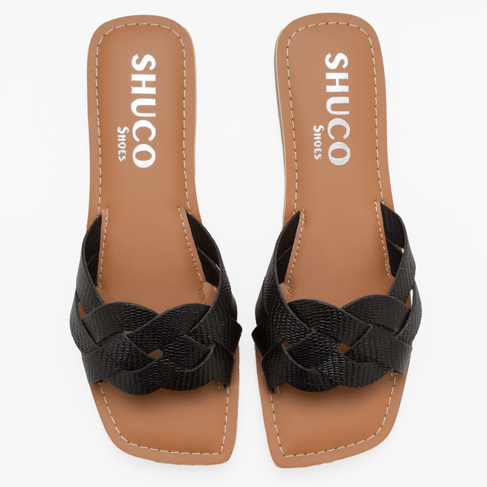 LEA BLACK EMBOSSED FLAT SANDAL