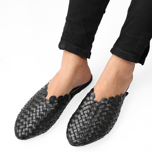 LILY BLACK FLAT MULE