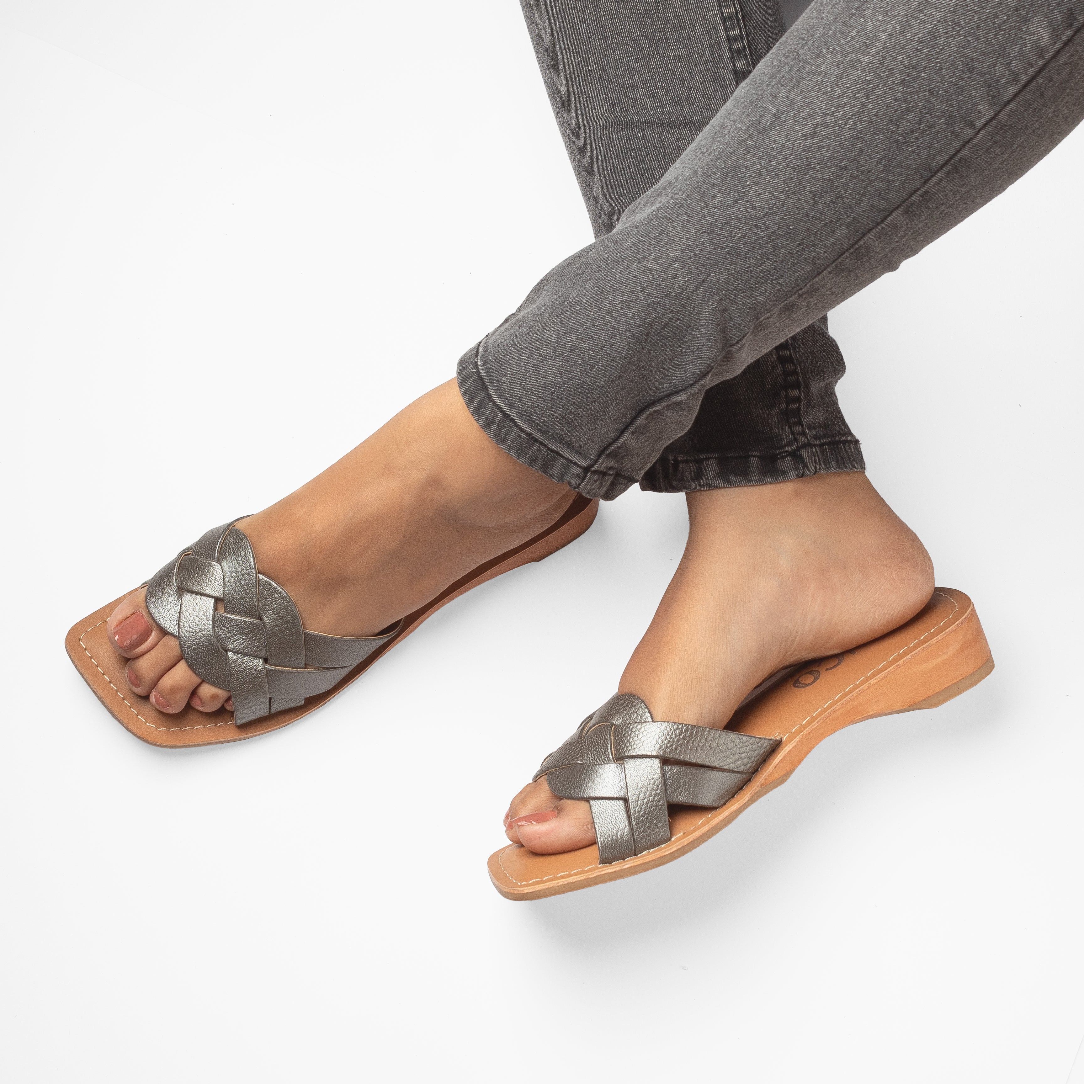 Awesome - Pewter - SUNA Shoes & Accessories