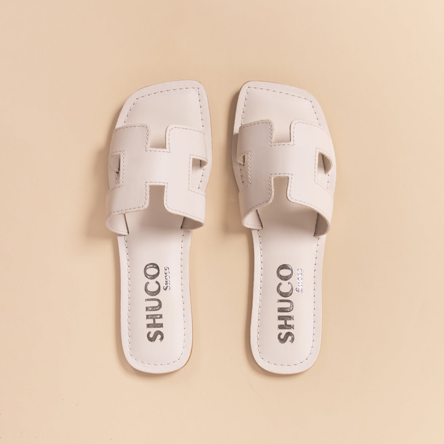 KELLY WHITE FLAT SANDAL