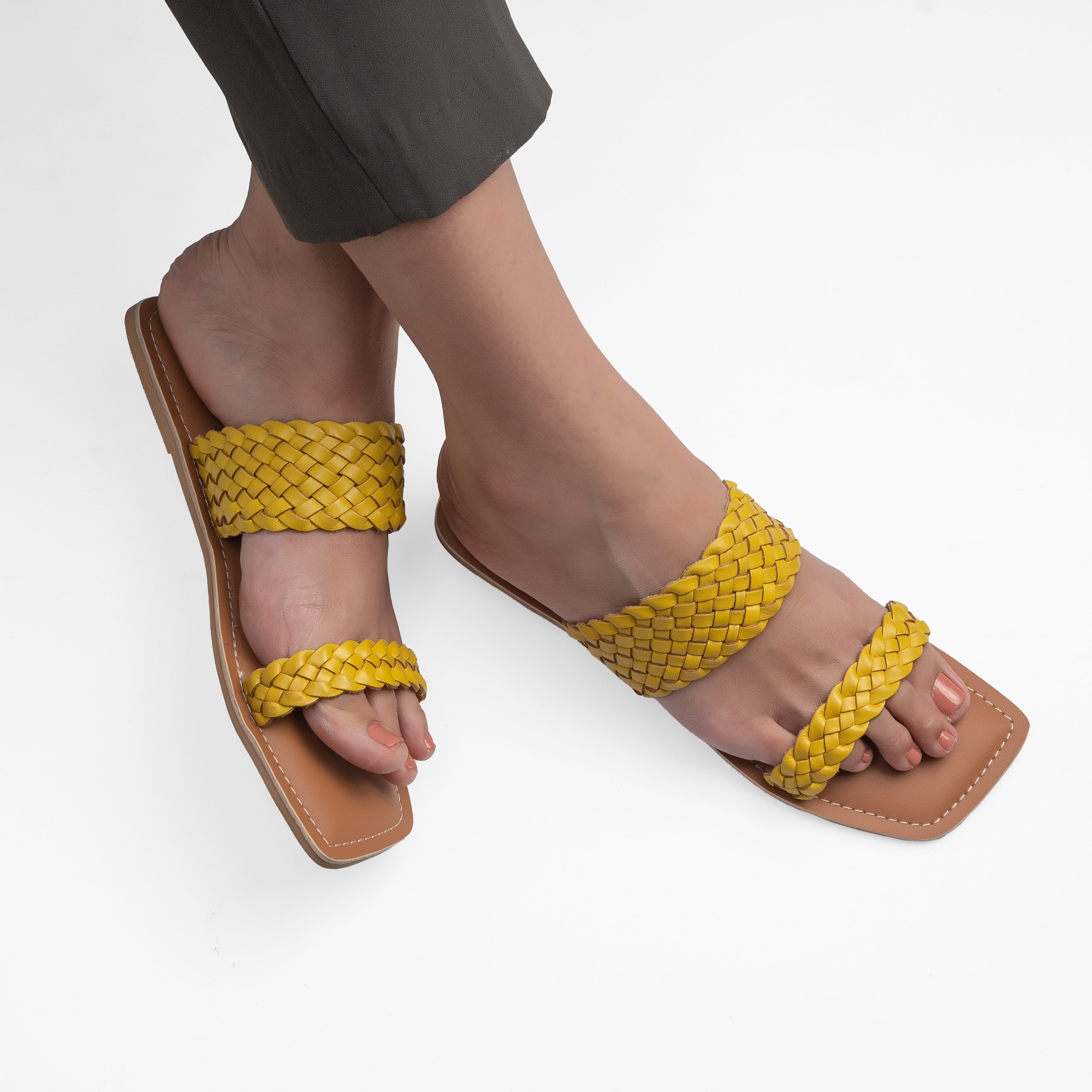 Women Anti-slip Knot Decor Flat Sandals, Fashionable Yellow Polyester Slide  Sandals For Summer | SHEIN EUR
