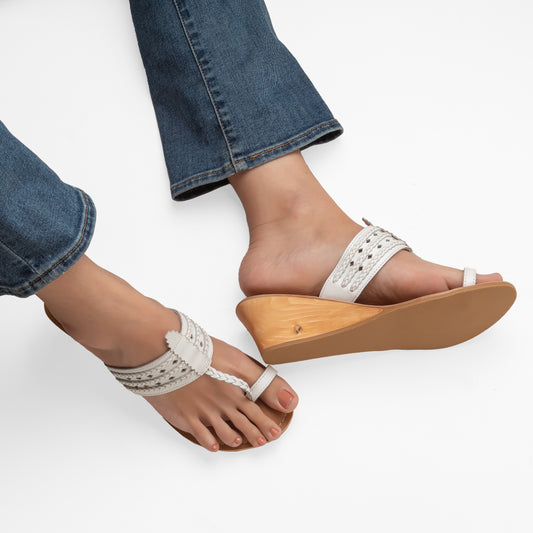 VEDYA WHITE WEDGE HEEL KOLHAPURI