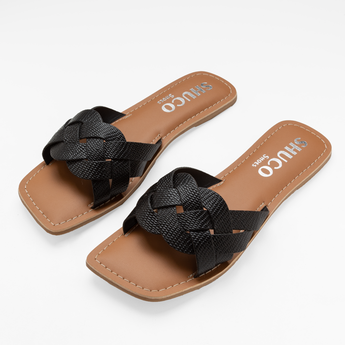 LEA BLACK EMBOSSED FLAT SANDAL