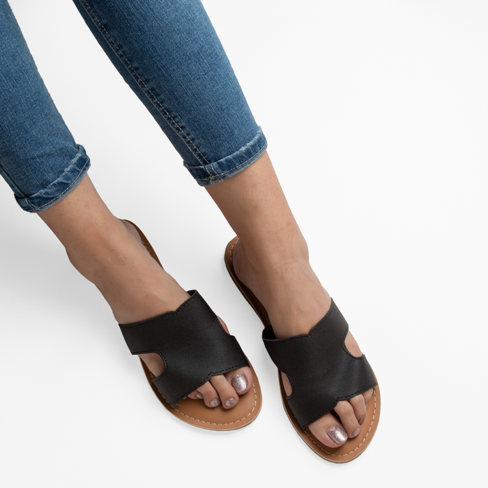 KARA BLACK FLAT SANDAL